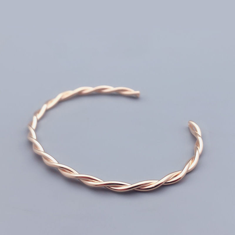 Twisted Rope Bracelet Ring With Simple And Stylish Personality 3 378d12dd 20c0 4c1c a9b9 9aab473cb019 Twisted Rope Bracelet Ring With Simple And Stylish Personality