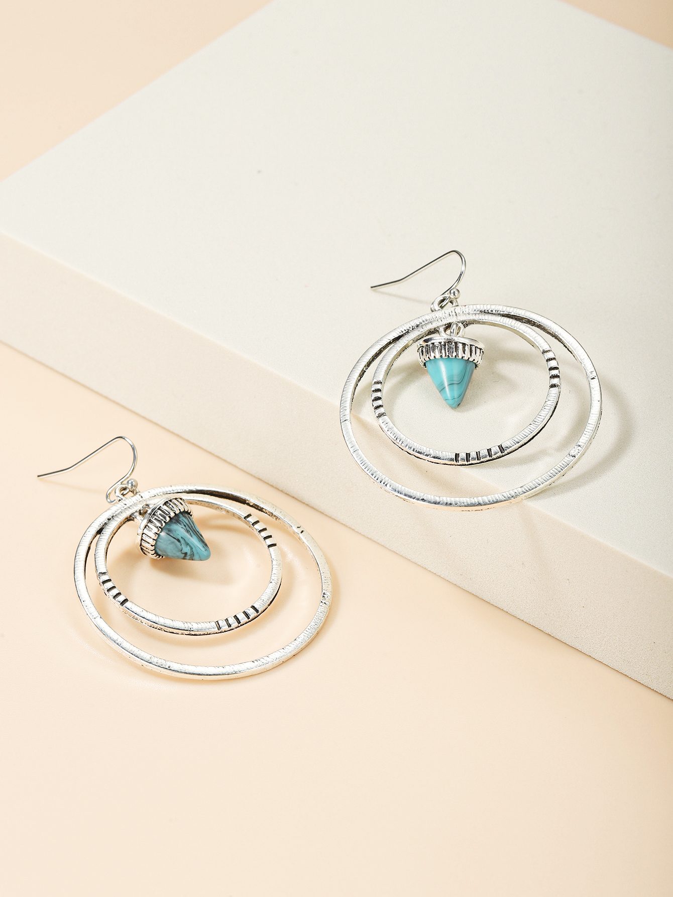 384966e7 16bc 4e11 b7dd a2caa478797f Personalized Solid Color Dual-use Short Earrings