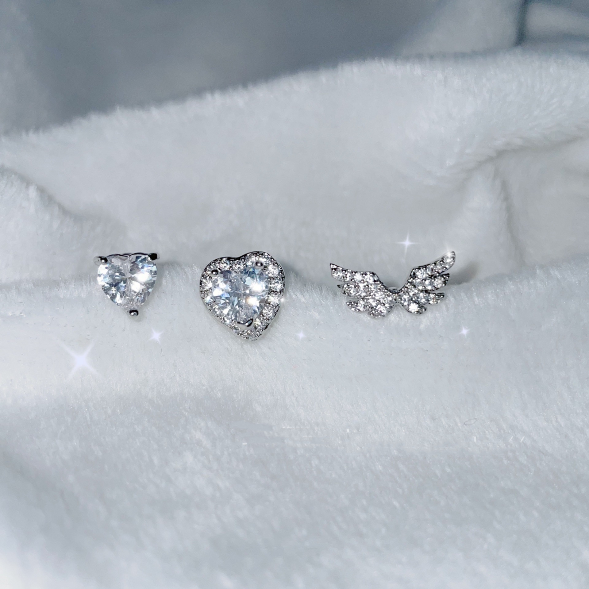 Small Wing Ear Bone Nail Love Heart Zircon Earrings 4 386b33e2 5133 4a84 8792 accdd4f048d2 Small Wing Ear Bone Nail Love Heart Zircon Earrings
