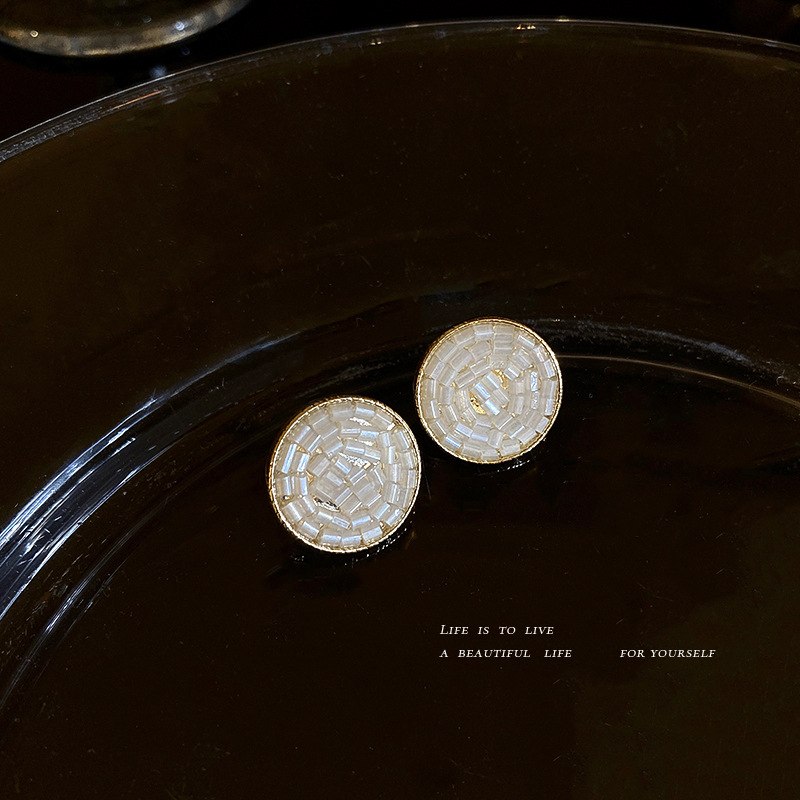 386c4eba 9fed 4fc5 8eaa 3b29b4351397 Silver Needle Rice Bead Round Earrings Women French Retro