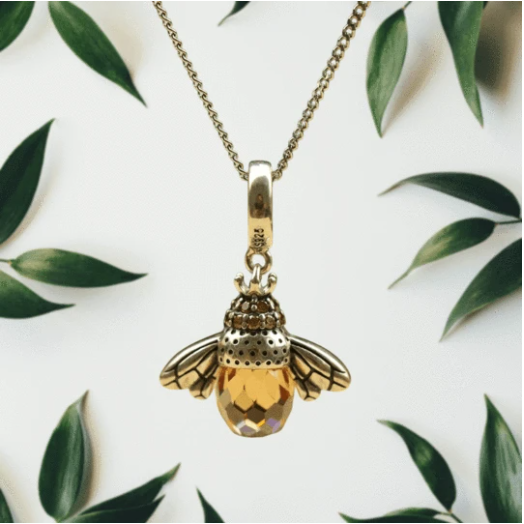 39448d0e 3383 4cda a9e9 012db715c7ee S925 Silver Necklace Pendant European And American Fashion Crystal Beee