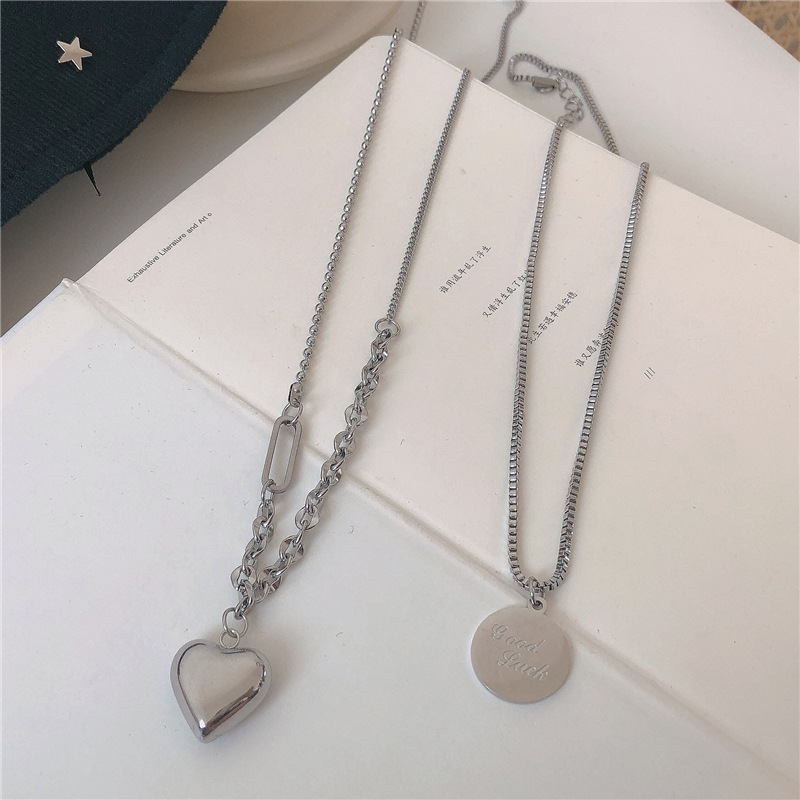 3ab75dee bbb7 4949 b94a 652dcdf42ab8 Clavicle Chain Simple Letter Round Card Peach Heart