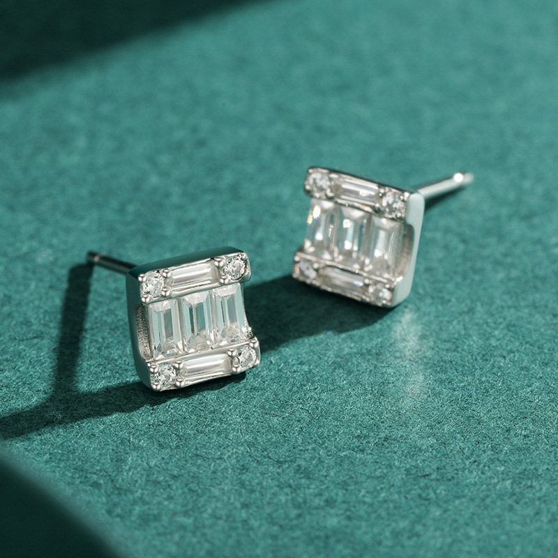 S925 Sterling Silver Light Luxury And High-end Square Full-set Earrings 4 3e6bb376 29f9 49c5 86d9 d5b37abd63e2 S925 Sterling Silver Light Luxury And High-end Square Full-set Earrings