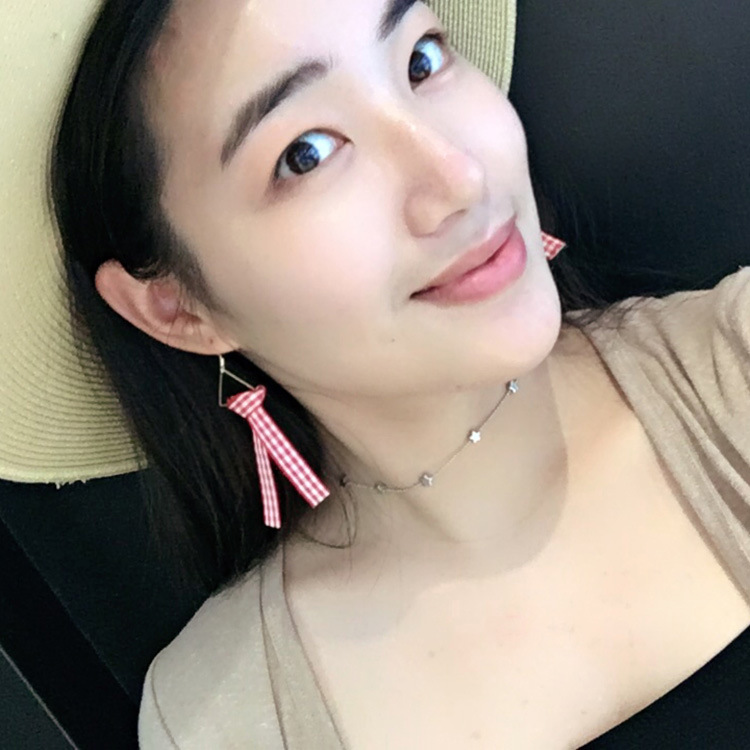 424f4d39 ff4e 4c19 96b4 91b91820f971 Star beads in series necklace