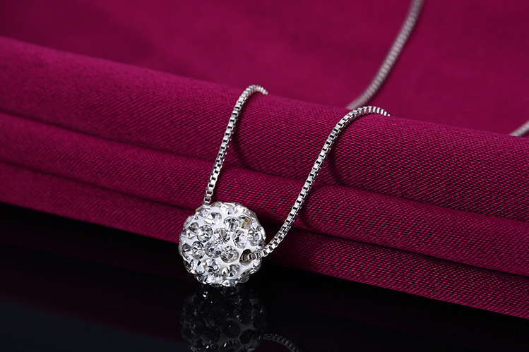 4254a9ee c442 4ed6 b7d0 ad1ba788d343 Fashion Full Diamond Round Necklace Women
