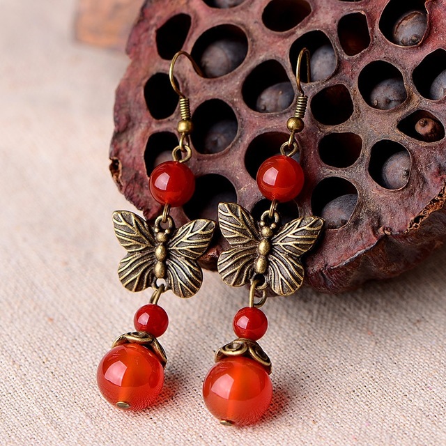 43c07a9b ee03 4bfa 942a 67abb4ee5101 Ladies butterfly vintage red agate earrings