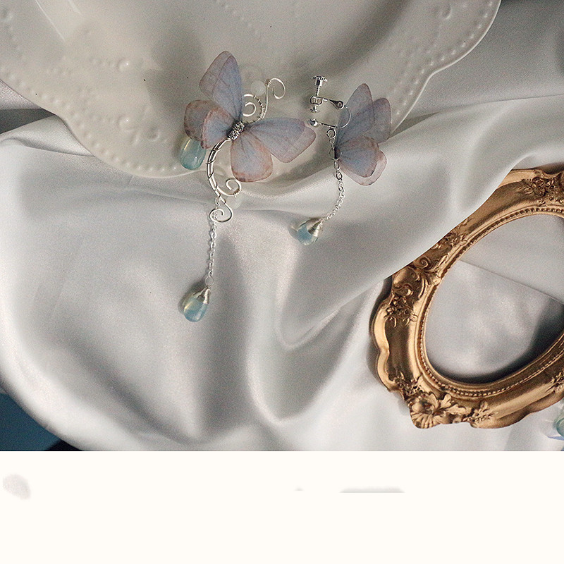 46d84462 ab19 467f a0bc b88a4644a8e1 Handmade butterfly ear bone clip