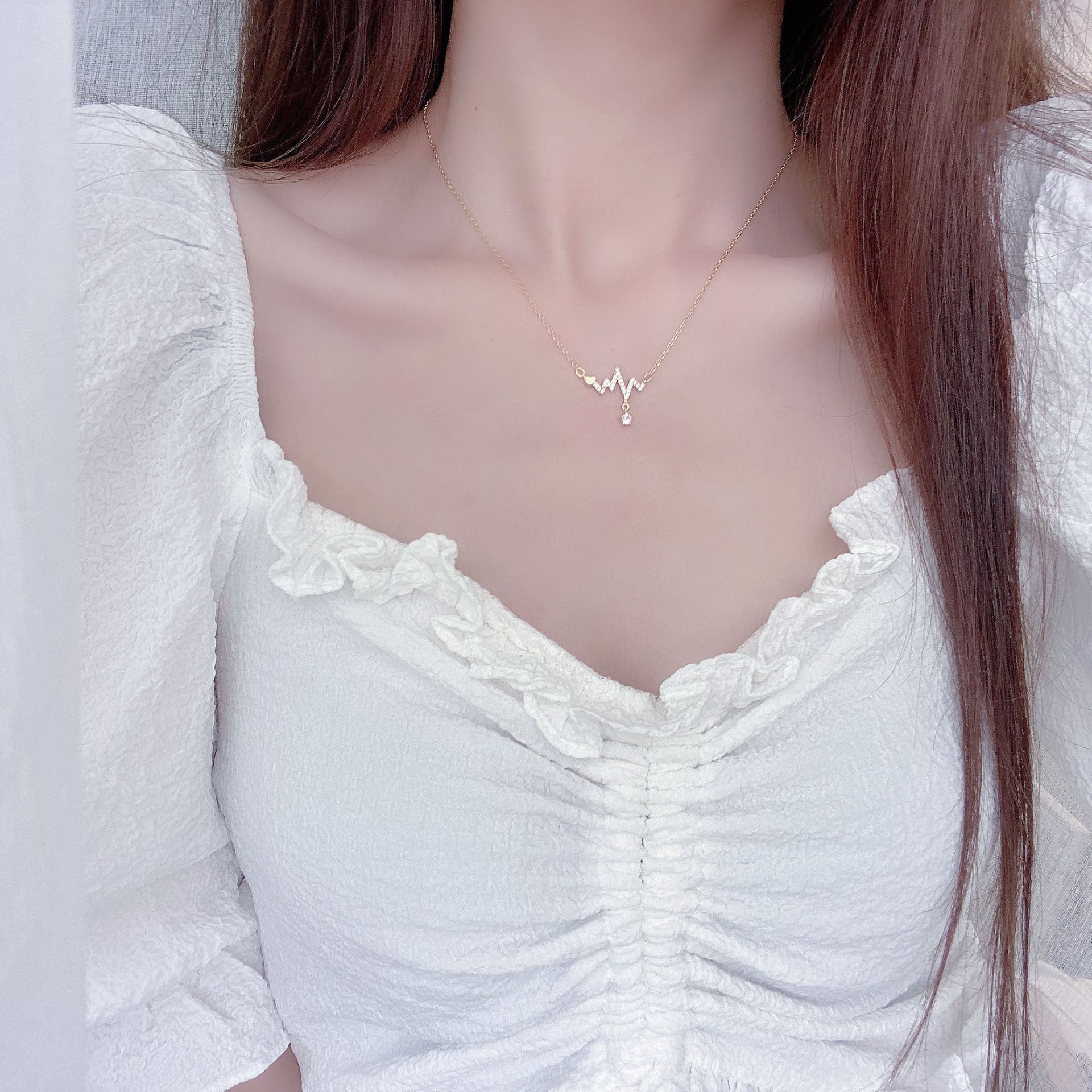 Love Signal Water Drop Love Temperament Clavicle Chain 1 47041153 e1dc 4537 b07d a4af107bc4bb Love Signal Water Drop Love Temperament Clavicle Chain