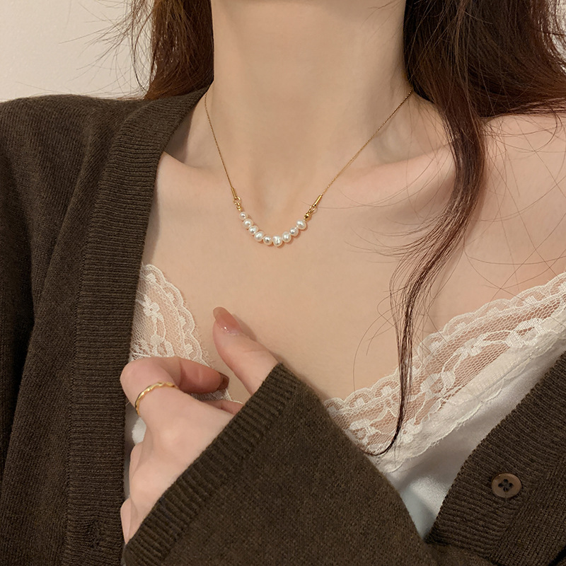 4e32e344 c1c6 46ad b83f ae3d88d50dcd Titanium Steel Oval Freshwater Pearl Necklace Necklace Women's Gold Silk Clavicle Chain