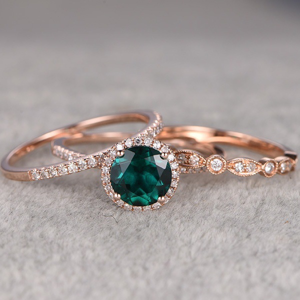4f9debf2 2748 43dc 896e cf3c1c0a1809 New Product 14k Rose Gold Three-piece Ring With Micro Inlaid Emeralds European And American Engagement Jewelry