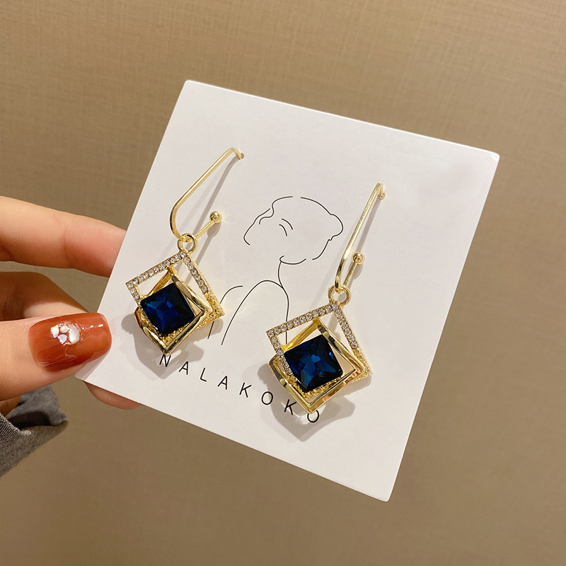 517b4630 bf2d 44b6 9b46 d4c27e574cbc Ins Style Trend Square Diamond Crystal Earrings