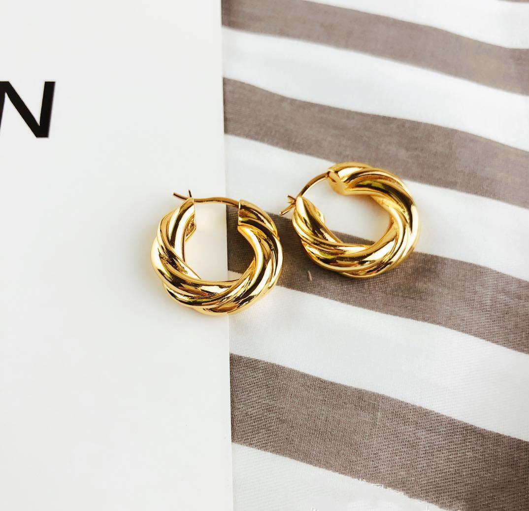 Vintage twist and gold-plated earrings 1 5412b079 03bb 4132 8521 6516ae22816b Vintage twist and gold-plated earrings
