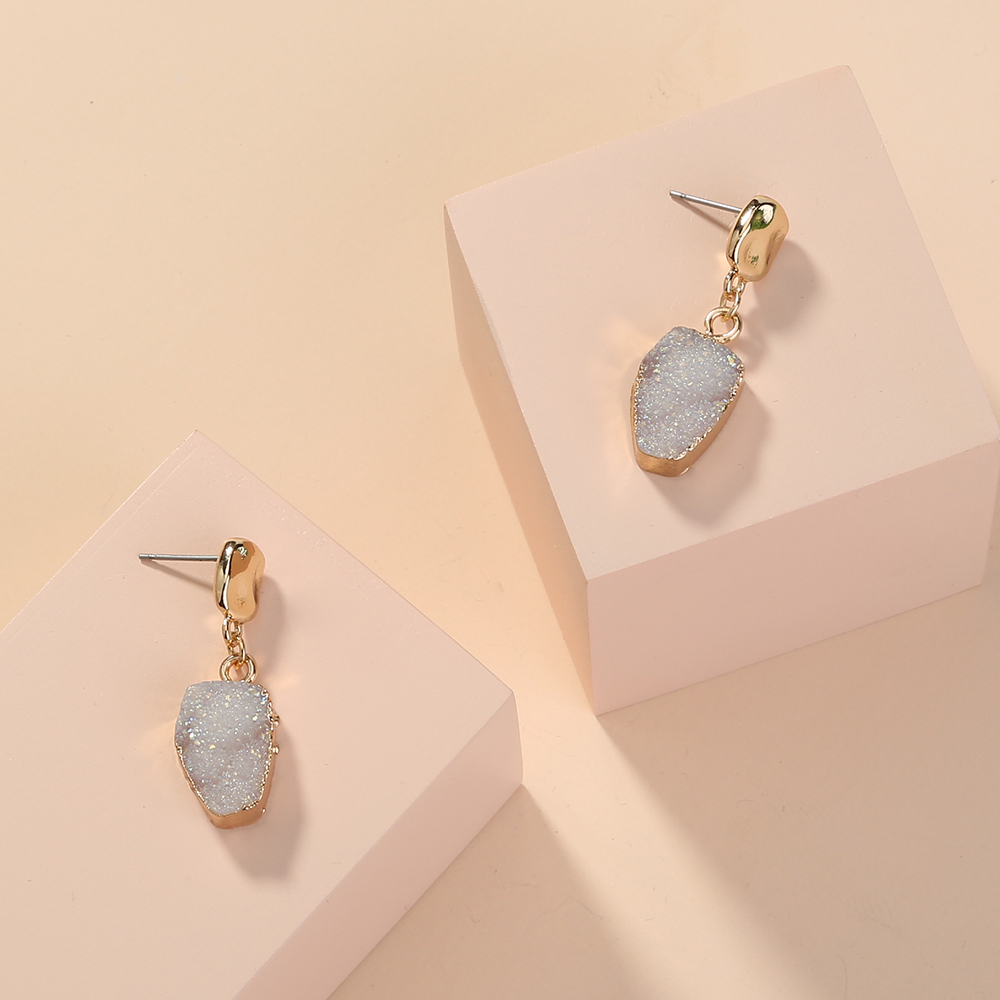 Exaggerated Personality Imitation natural stone earrings small small small style cold style style earrings female jewelry 2 5445ea81 c567 4b6c ac91 213378368662 Exaggerated Personality Imitation natural stone earrings small small small style cold style style earrings female jewelry