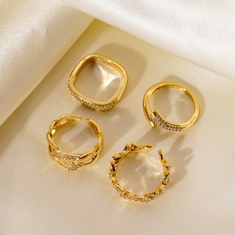 5802268b 6230 4d9c 952d c3b4fde4f540 Korean Live Mouth Copper Ring Wide Face Profiled Girlfriends