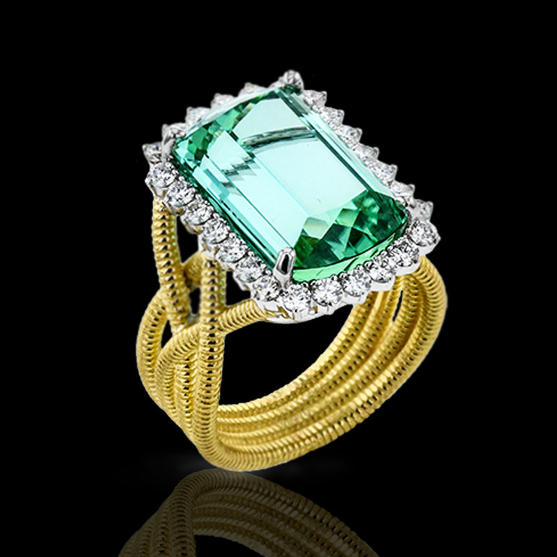 Creative Fashion Luxury Gold Diamond Emerald Ladies Ring 3 58ebc974 43a0 4b16 aee1 fac72d5907e0 Creative Fashion Luxury Gold Diamond Emerald Ladies Ring