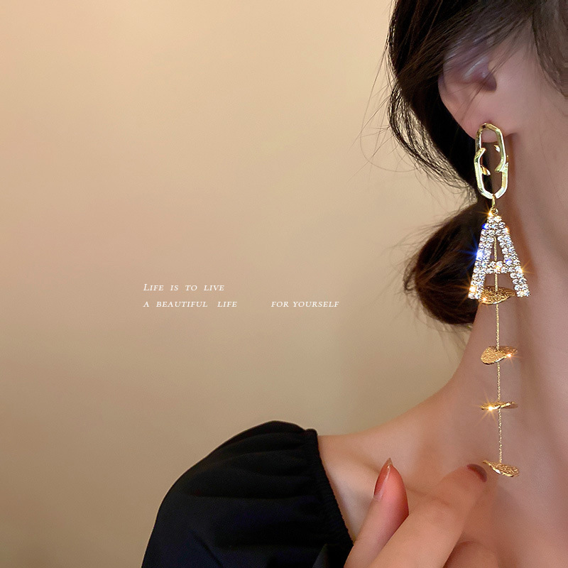 5963f520 bec9 4d0c ae66 d186015339a9 Silver Needle With Diamonds And Geometric Letters Tassel Earrings Long