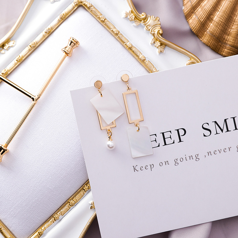 5a9d9be1 7003 4cd1 9aa9 12056d044ff7 Geometric Ring Square Earrings