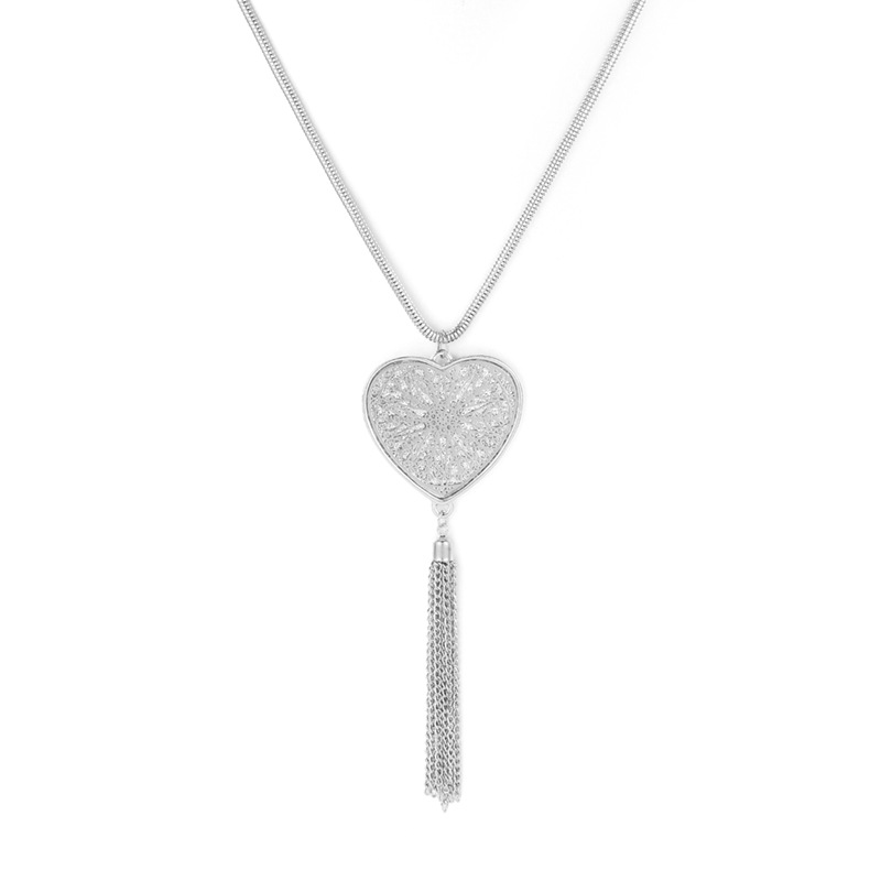 European And American Hollow Disc Pendant Tassel Long Necklace Women 4 5ab38d06 a9c5 4988 9d0b 66e6cd2ac464 European And American Hollow Disc Pendant Tassel Long Necklace Women