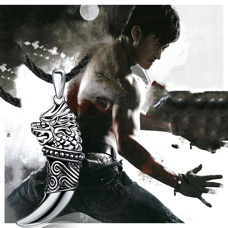 5bb3c596 5a11 48ae bb26 feea8f128143 Vintage Thai Silver Men's Necklace Sterling Silver Spike Teeth