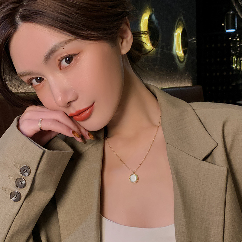 60a6309e 8e53 437a ab2b a16c7ca8f5d1 Frigid Wind Clavicle Chain High-end Simple Temperament Necklace