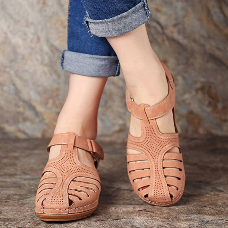 Women's Plus Size Retro Sandals Round Toe Wedge Sandals