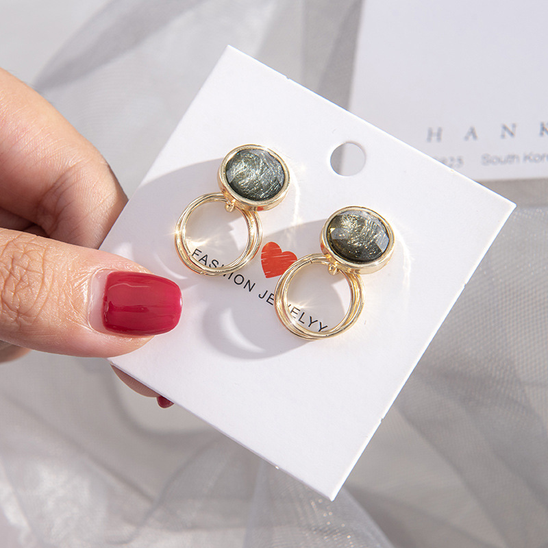 693b949a 8c2b 46e1 97b9 364bd4915647 Love crystal net red earrings