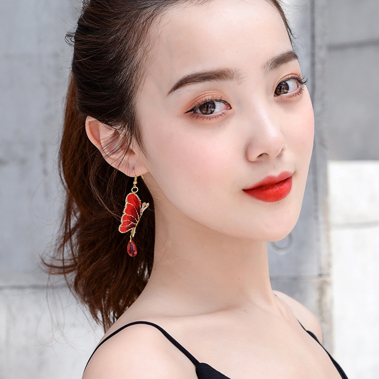 6a1e9690 ece5 434a 9ed9 aef3c52db828 Chinese style retro personality earrings pendant