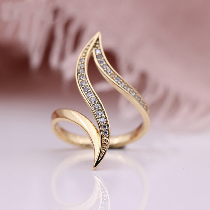 6a492a57 c34a 4bfd 9103 0d11ea1d6079 Fashion Exaggerated Curve Rose Gold Women Ring