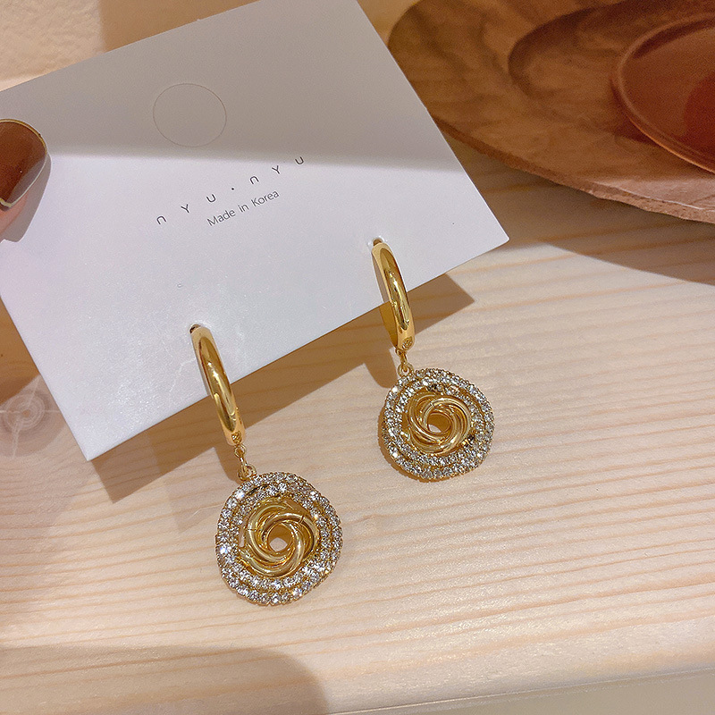 6bc6187b 8c4a 47e0 a7ff 22527aa3bb47 Diamond Circle 925 Silver Needle Earrings