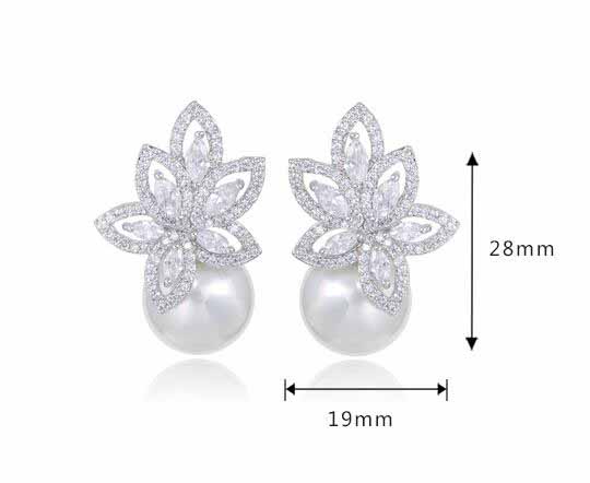 Fashion Creative Flower Pearl Inlaid Zircon Earrings 1 6e68b0ee c704 4c6d 80e4 5262b8368120 Fashion Creative Flower Pearl Inlaid Zircon Earrings