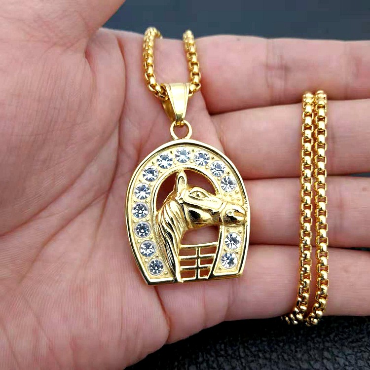 6ef8b135 a6a9 4068 8fd7 e6945f8750a9 Titanium steel gold-plated diamond gold horse head pendant