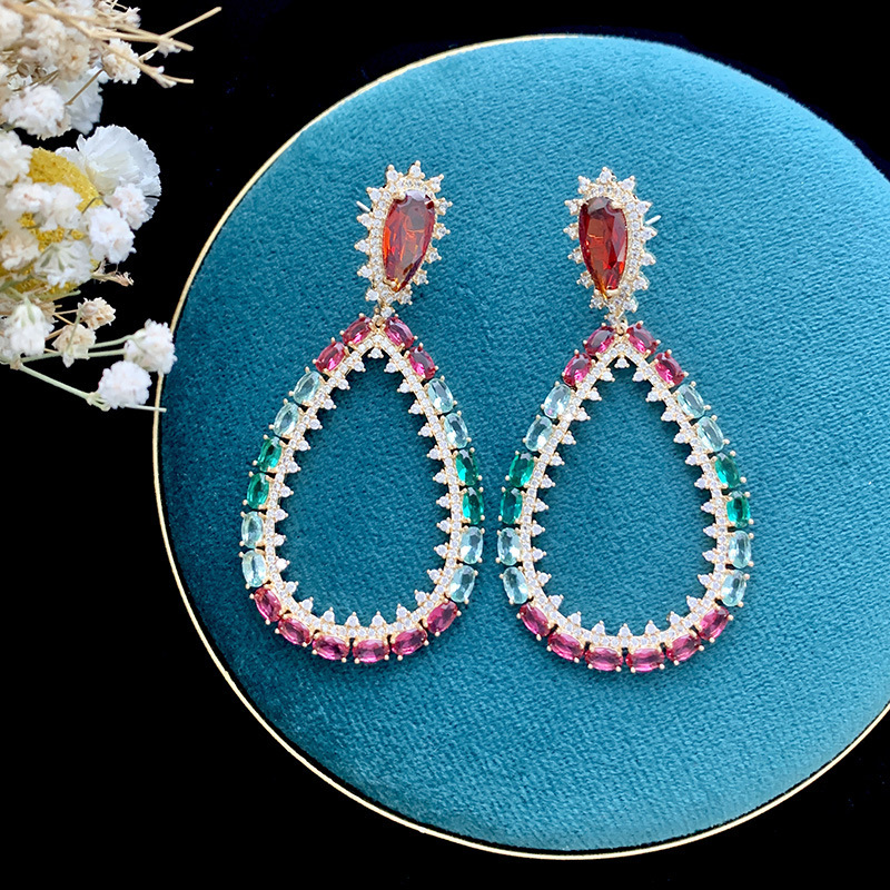 7050b89c 9bff 4234 91e9 bb29025345a2 Street Fashion Drop-shaped Evening Dress Accessories