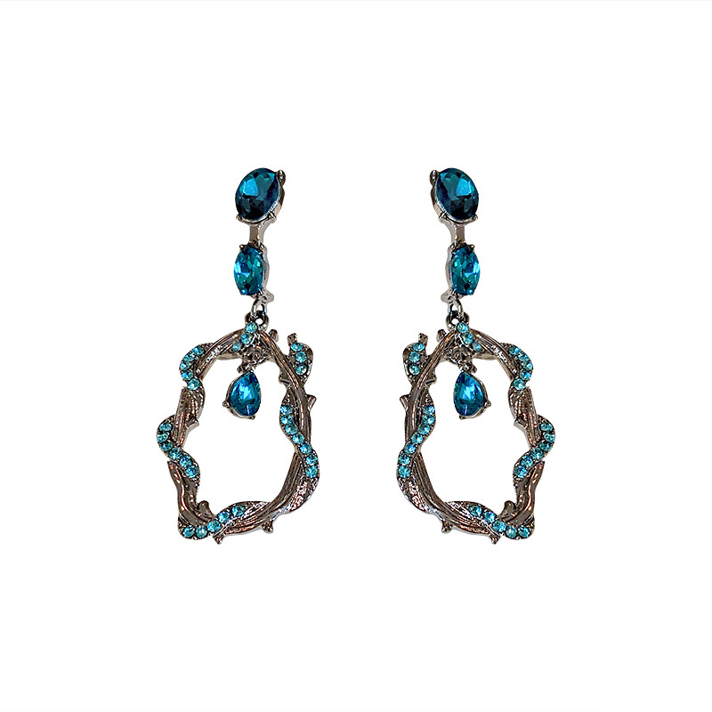 754f2fee 428a 41b1 8b1c 4dc7999ba878 Long Exaggerated Earrings Hong Kong Style Retro Earrings