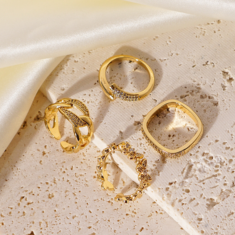 799d9eec 52a2 4d04 9abe 842472654f20 Korean Live Mouth Copper Ring Wide Face Profiled Girlfriends