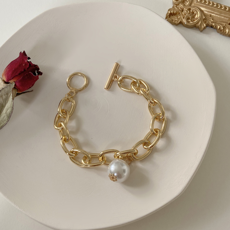 7f4720b6 bb6e 4d1c 8f1a 5cf153d99c64 Bohemian Gold Bracelet on Hand for Women Female Vintage Portrait Pearl Coin Chain Bracelet Bracelet Set Trendy Jewelry