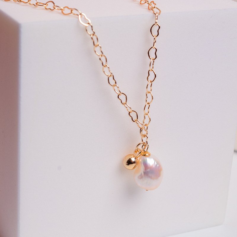 8094408b e41b 4b0b abf3 fe0120b913a8 Gold Natural Freshwater Pearl Necklace For Women