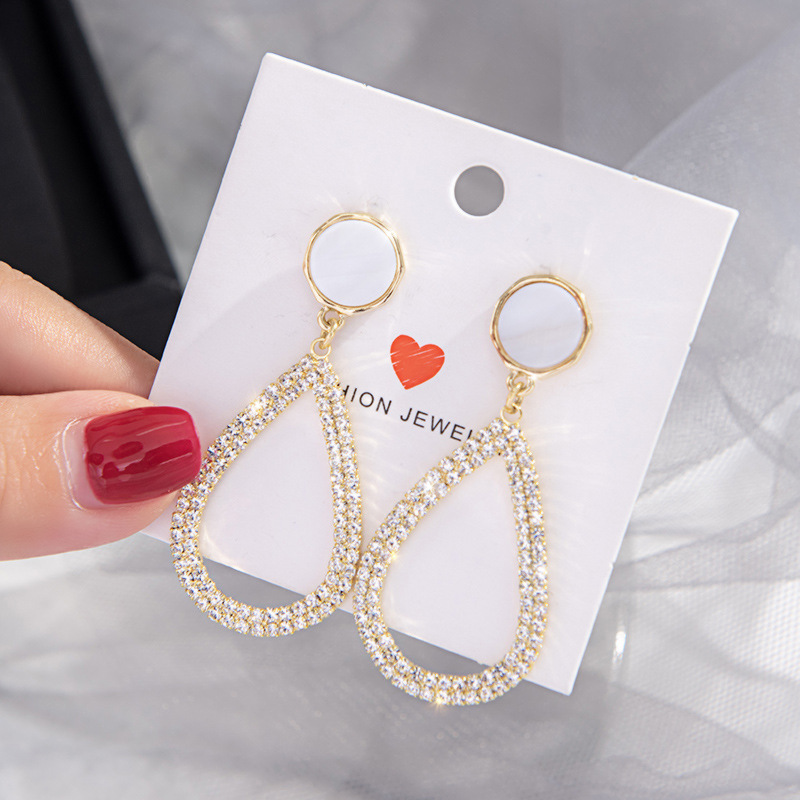 810edc01 4bf3 4a4a b1e5 1e181e37ede6 Love crystal net red earrings