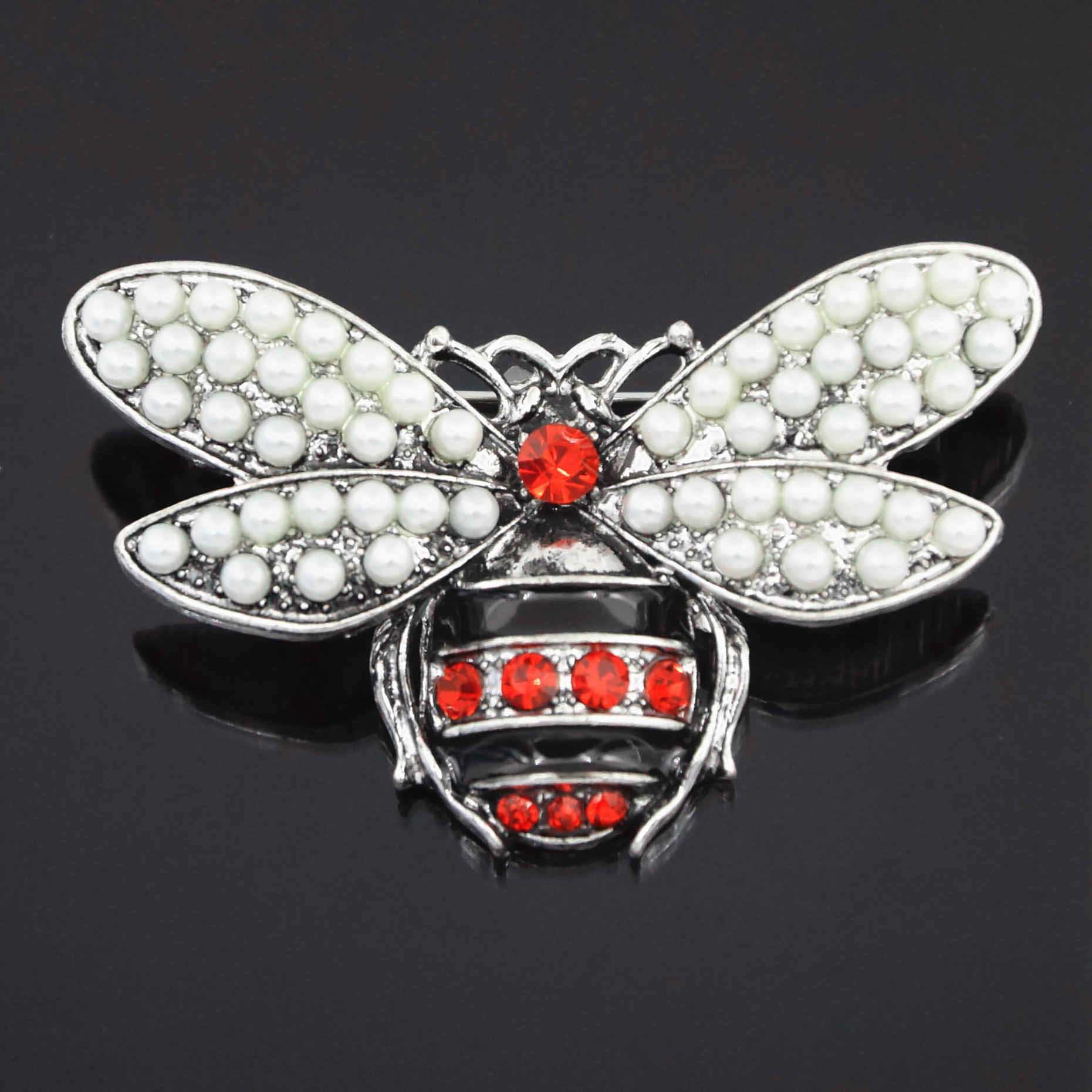 82bda104 3611 4362 95d8 da270d166371 Retro cute little bee brooch