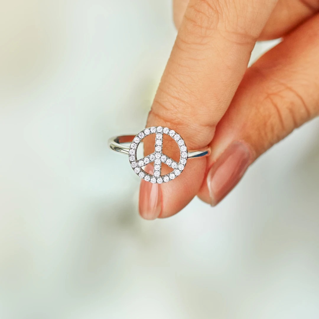 8f27f75a ed4c 4808 916b 92af530c4334 Flat Element Micro Inlaid Ring Round Jewelry