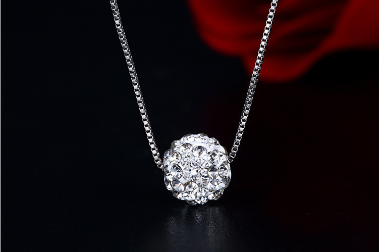8ffc8dff b6dc 4ae2 a77a d723f344dd82 Fashion Full Diamond Round Necklace Women
