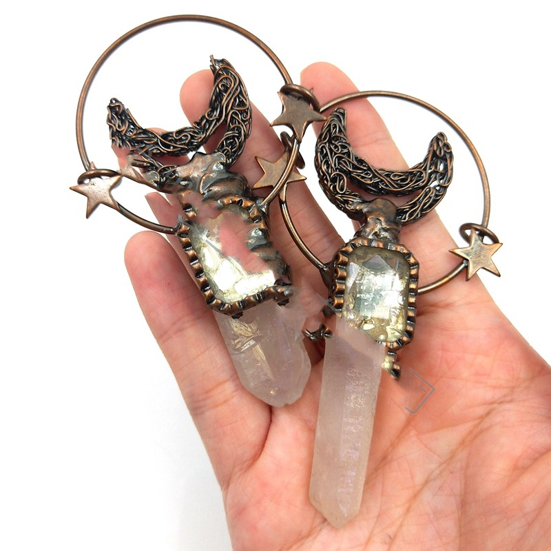 90543a7d 8dbd 4a64 a8b2 97f348b0e081 Personalized European And American Meniscus Star White Crystal Ore Pendant