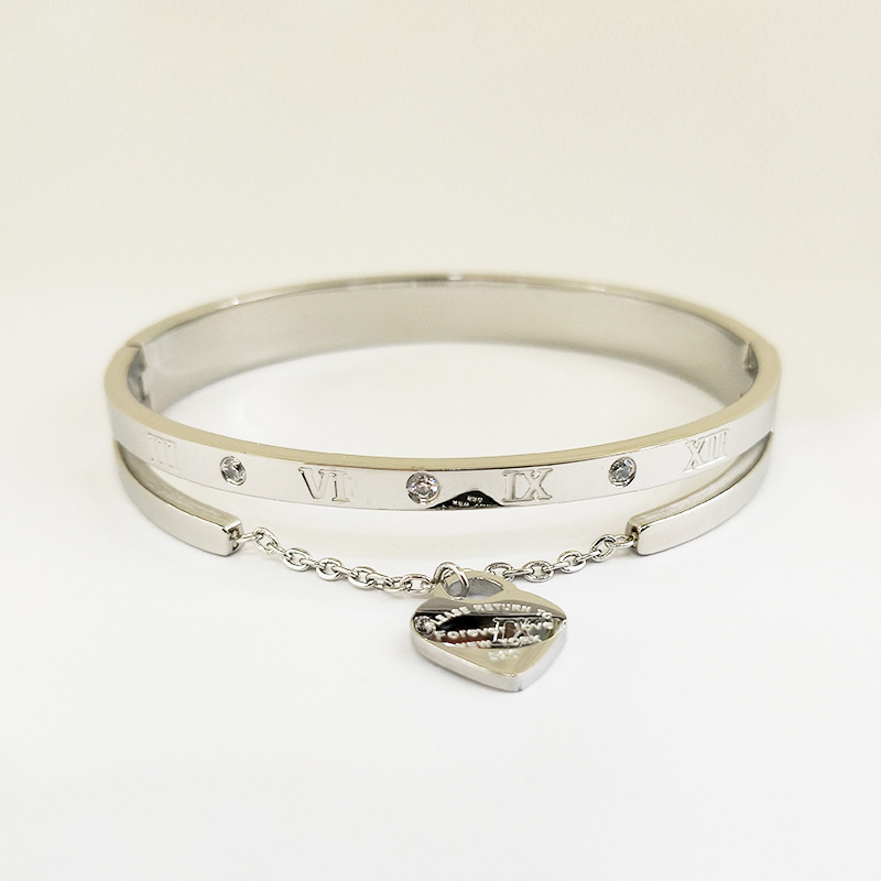 915e225f 8dd5 49e3 a1b7 f2600e70d5fb Women's Lettering Gold Titanium Steel Bracelet