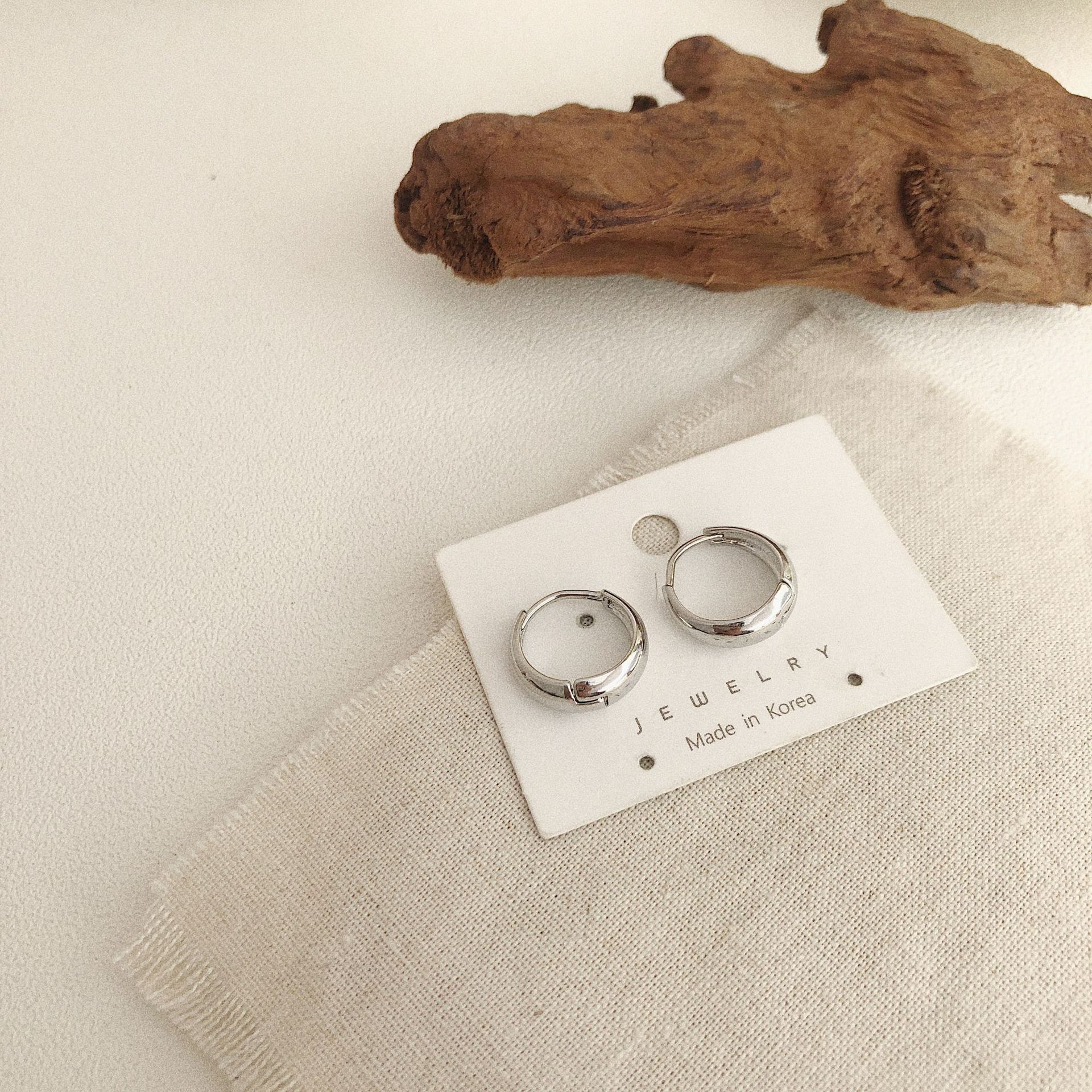 Women's Gold-plated Simple Metal Small Ring Earrings 2 962c519f 8445 413b 9413 abf2430659ad Women's Gold-plated Simple Metal Small Ring Earrings