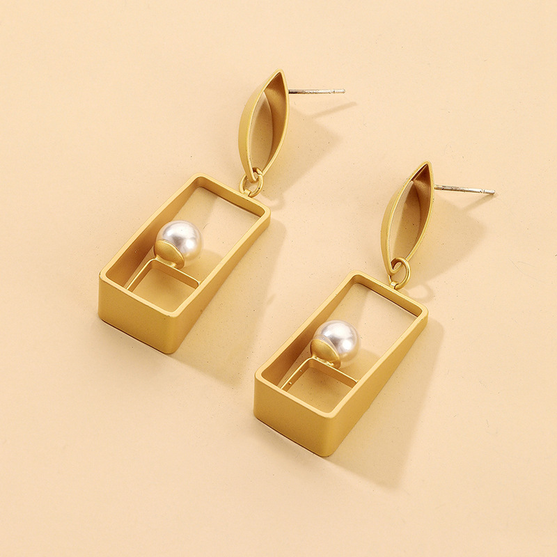 925 Silver Needle Fashion Geometric Pearl Metal Wind Earrings 3 971e81f1 c42e 4e62 bb14 4c87dd292ee3 925 Silver Needle Fashion Geometric Pearl Metal Wind Earrings