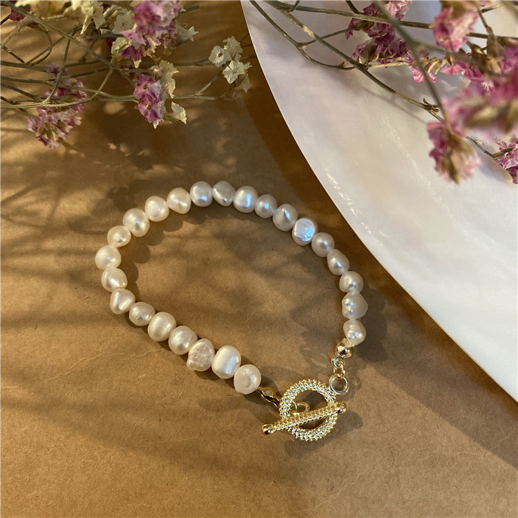 981a22cf 801b 41bb b370 5306552383cd Freshwater Pearl Smiley Love Pendant