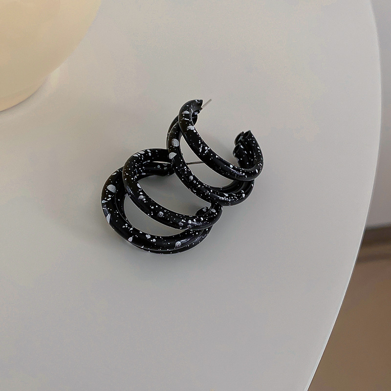 9be26db5 1d45 4461 8729 2794677f9012 925 Silver Needle Atmospheric Geometry Cow Dot Earrings