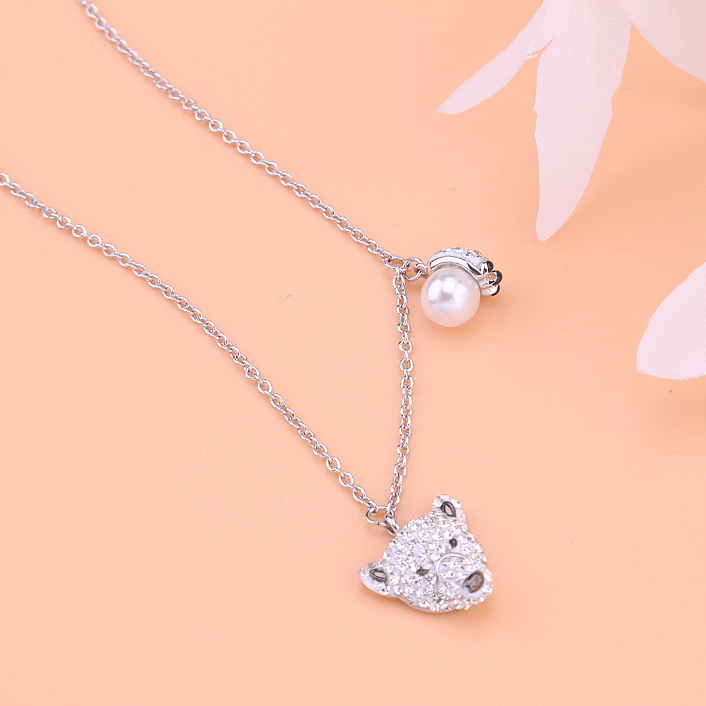 9cca75d6 3c9e 4300 9337 d095afdbe5ac Lovely Twisted Snake-shaped Clavicle Chain Pendant