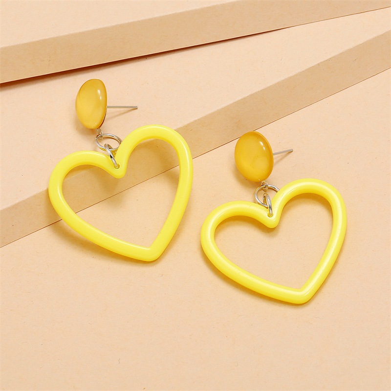 9f8e6930 35de 49b8 b496 327901bf5659 Fashion Simple Retro Net Red Heart-Shaped Earrings