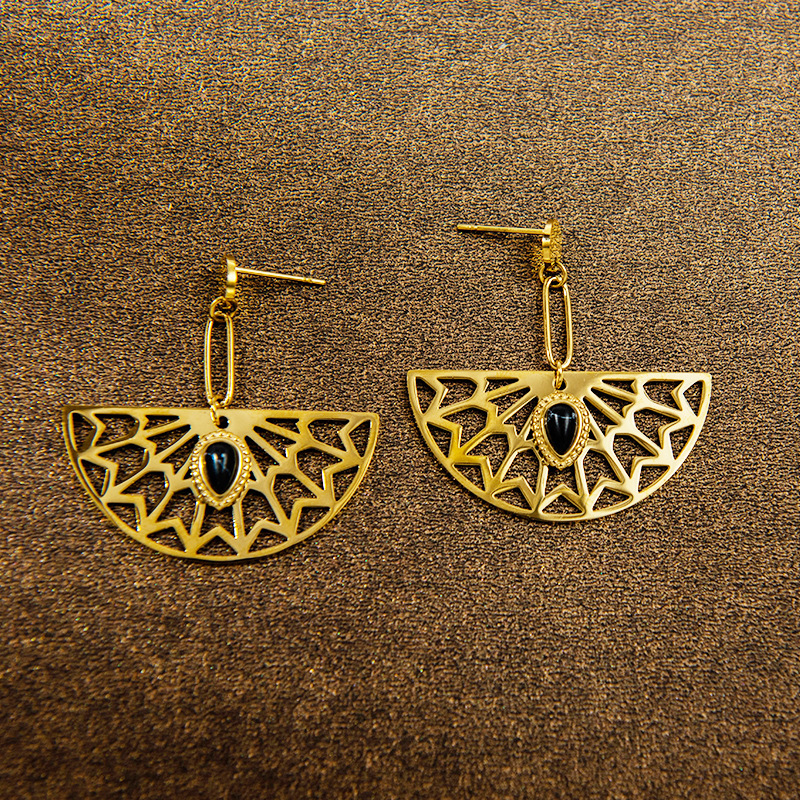 a22eedc8 a2ea 4626 aa96 584c9b7a0f55 European And American 316 Stainless Steel Fan Earrings