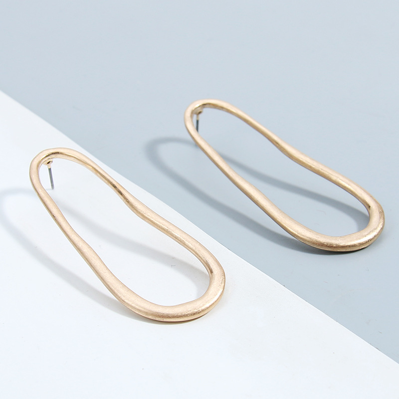 a25956ea 8d7c 4181 9346 76738034e734 Personality geometric earrings